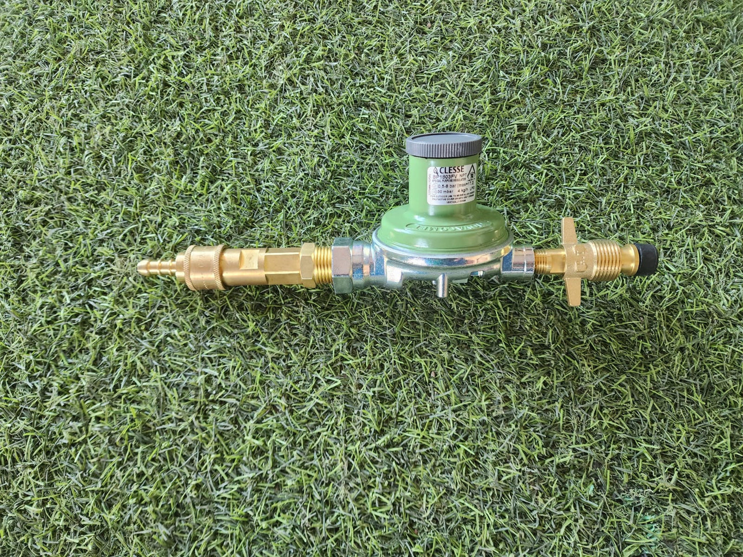 ווסת גז 30 מילבר עם חיבור ניתוק מהיר נשלף